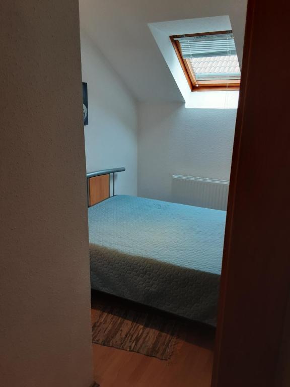 Posteľ alebo postele v izbe v ubytovaní Jozefin apartman