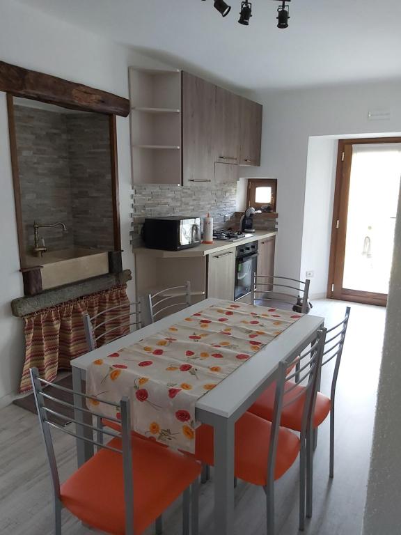 CASA CIMAVILLA con PARCHEGGIO PRIVATO GRATUITO - 10