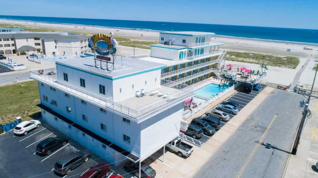 Bazén v ubytování Paradise Oceanfront Resort of Wildwood Crest nebo v jeho okolí