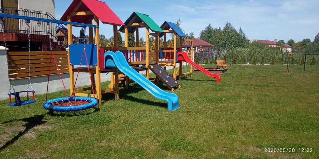 Herní místnost nebo prostor pro děti v ubytování Domki Ancora - komfortowe domki nad morzem