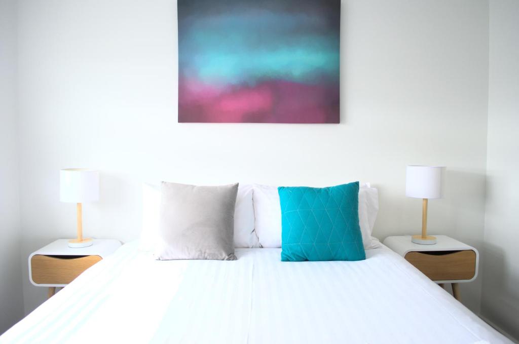 Kangaroo Bay Apartments photo