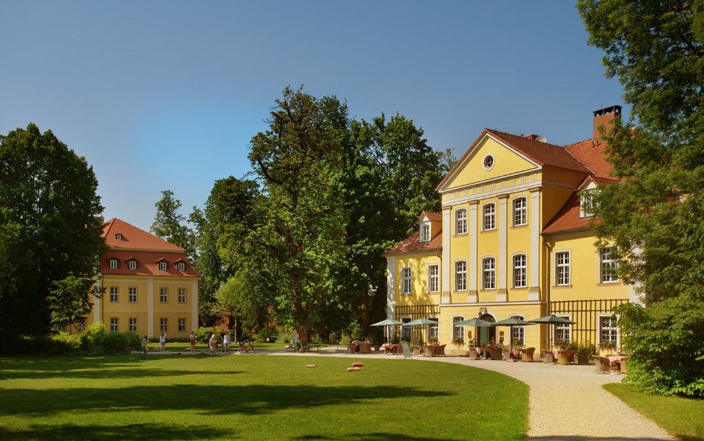 Foto dalla galleria di Pałac Łomnica - Karkonosze / Riesengebirge a Jelenia Góra