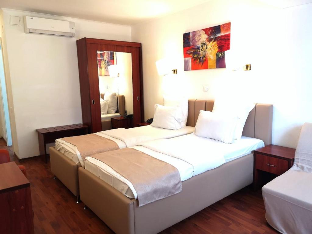 Atrium Hotel Bucharest City Center - Resim 37