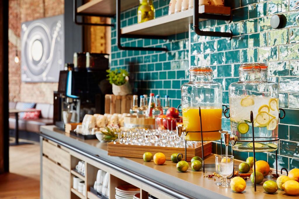 Me and All Hotel Hanover, by Hyatt - Resim 41