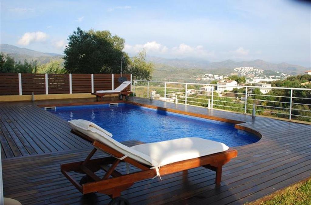 4 bedrooms villa at Llanca 300 m away from the beach with ...