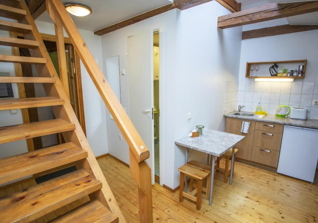 Kuchyň nebo kuchyňský kout v ubytování Villa Hortensia
