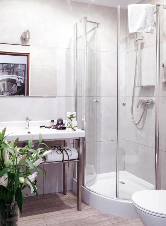 Kúpeľňa v ubytovaní City Center Rooms Piotrkowska 91