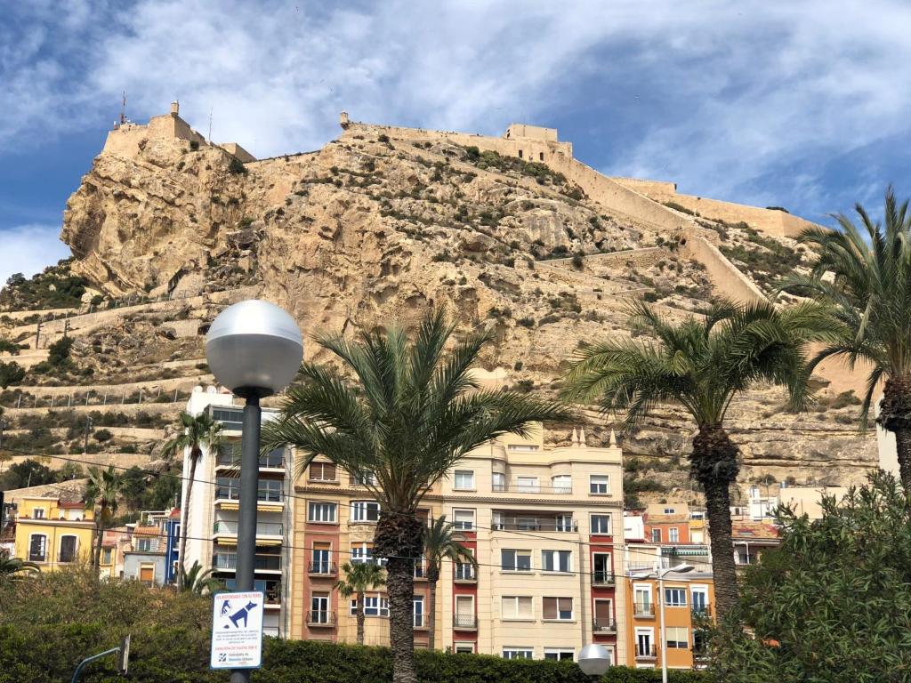 Enclave Paseito - Postiguet, Alicante – Updated 2023 Prices