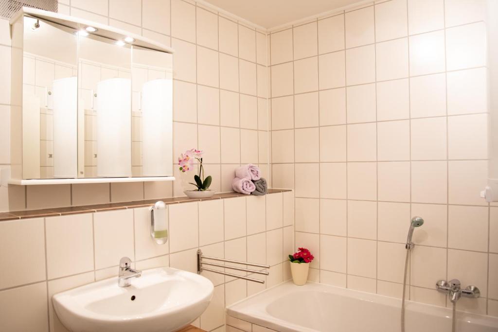 Koupelna v ubytování Ferienwohnungen Windischeschenbach by HausGruenerBaum
