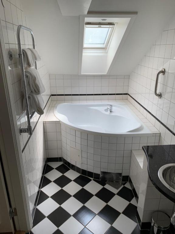 Mayfair Hotel Tunneln - Resim 35