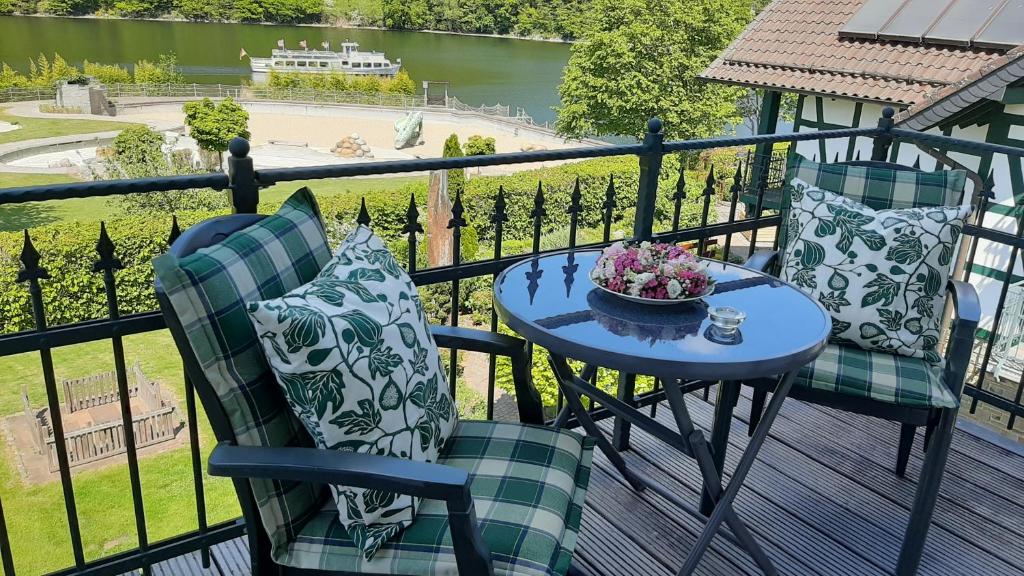 Balkoni atau teres di Ferienwohnungen Rurseeblick
