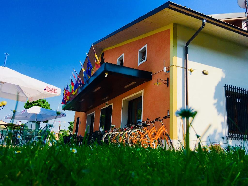 Budova, kde se hotel nachází