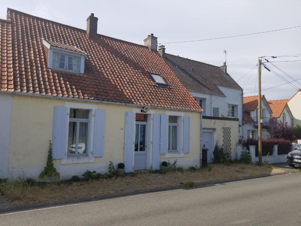 Maison de Charme à Wissant - Maison De Trois Chambres