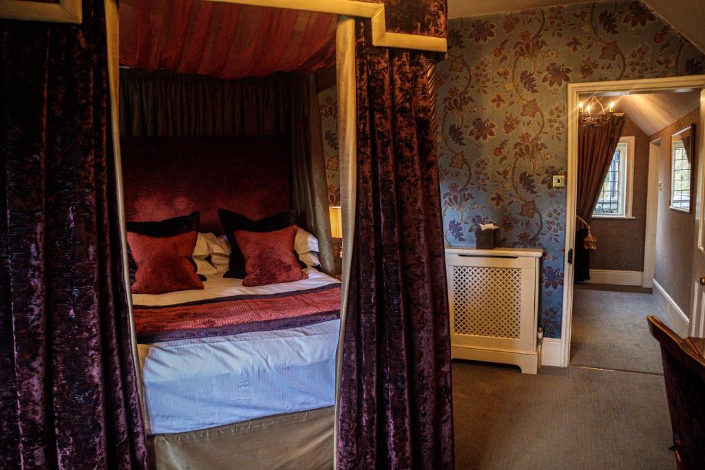 Langshott Manor - Luxury Hotel Gatwick - 