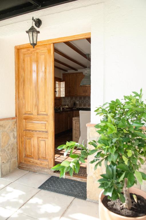 Cortijo Blanco - Maison De Six Chambres