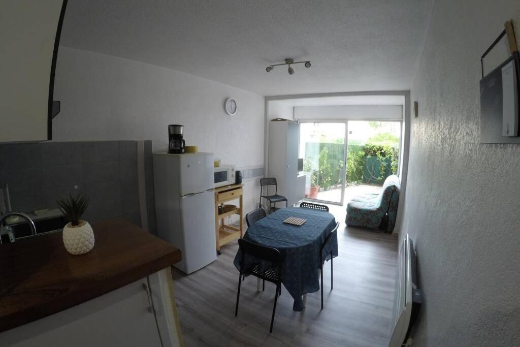 Photo de la galerie de l'établissement Sète Appartement au bord de la mer, à Sète