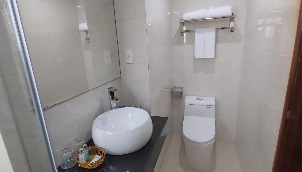 Koupelna v ubytování Hanoi Endless Hotel