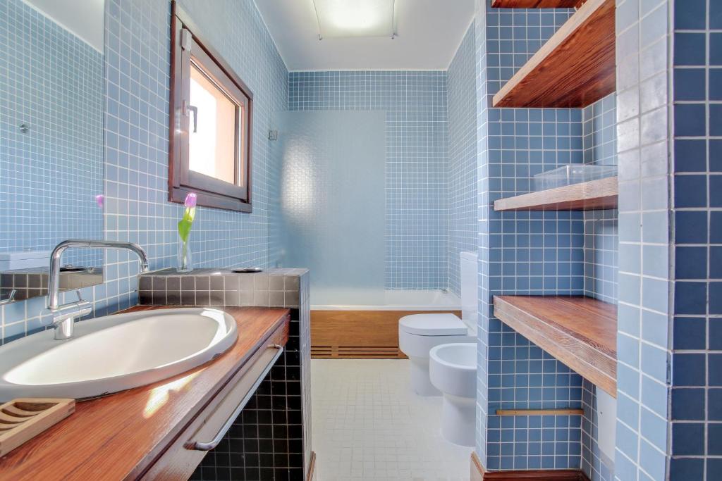 A bathroom at Villa Abaego