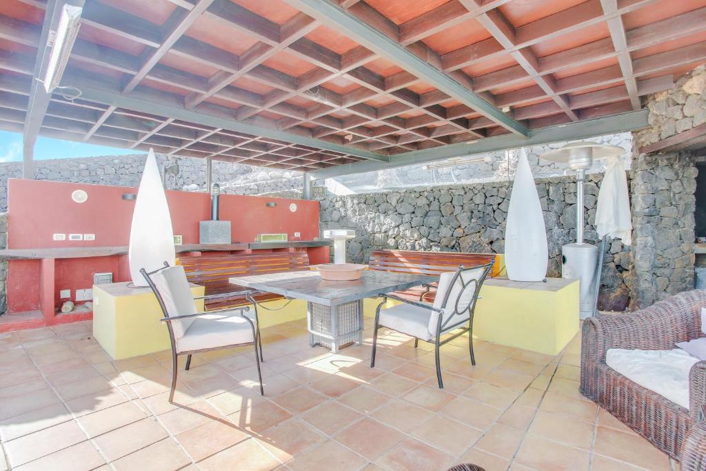 A seating area at Villa Abaego