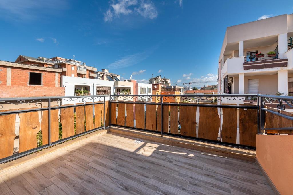 A balcony or terrace at Paradise Home