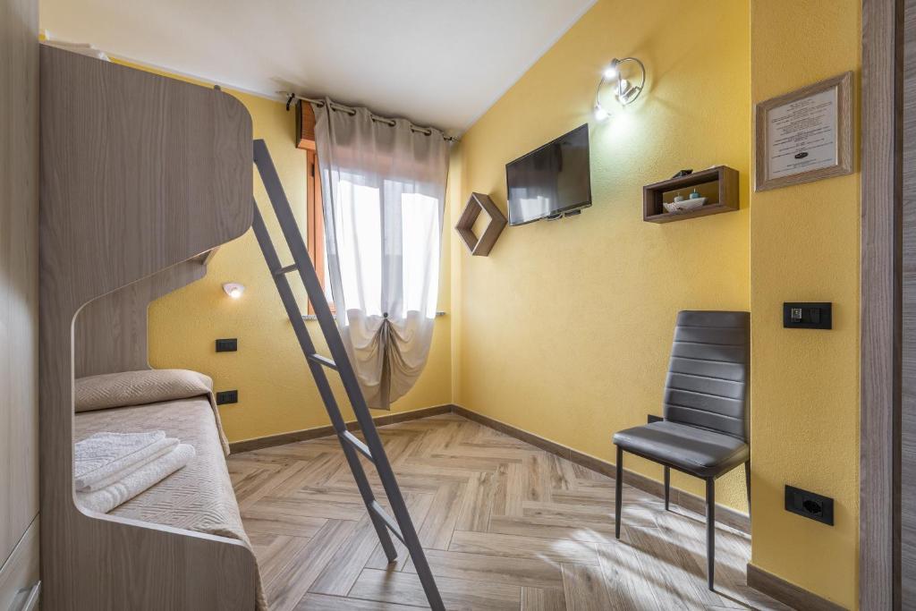 A television and/or entertainment centre at Paradise Home