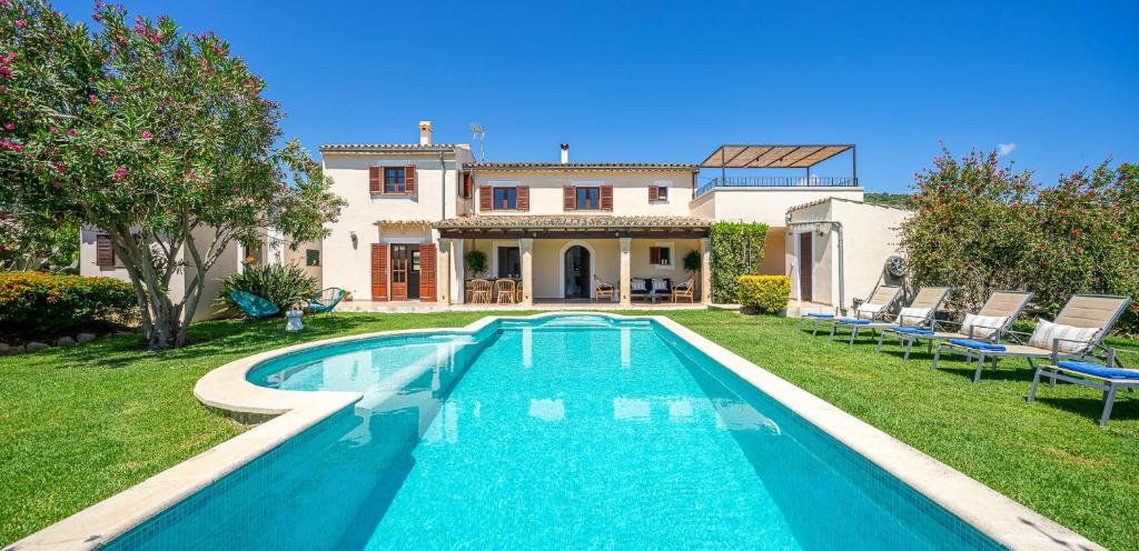 The swimming pool at or close to Villa Corb Mari by Sun Villas Mallorca