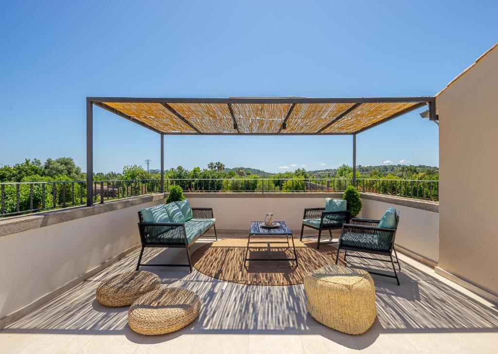 A balcony or terrace at Villa Corb Mari by Sun Villas Mallorca