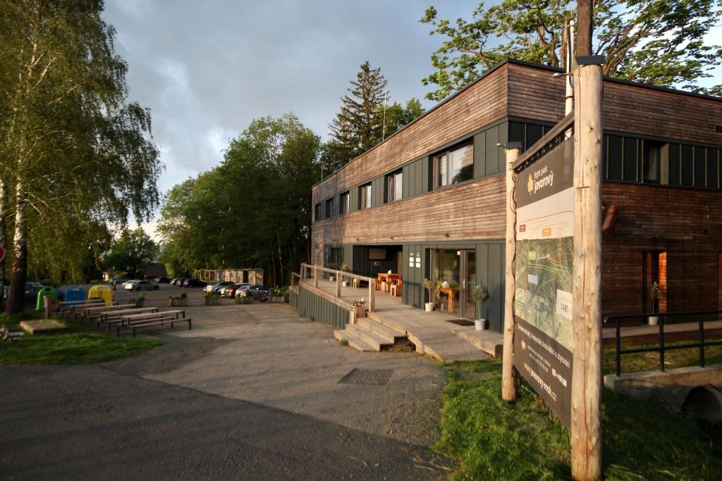 Budova, kde se hostel nachází