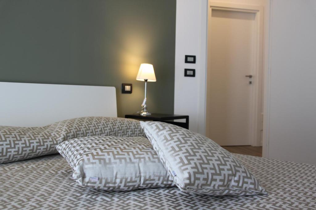 CALLA, CALLUNA & GARDENIA APARTMENTS - 14