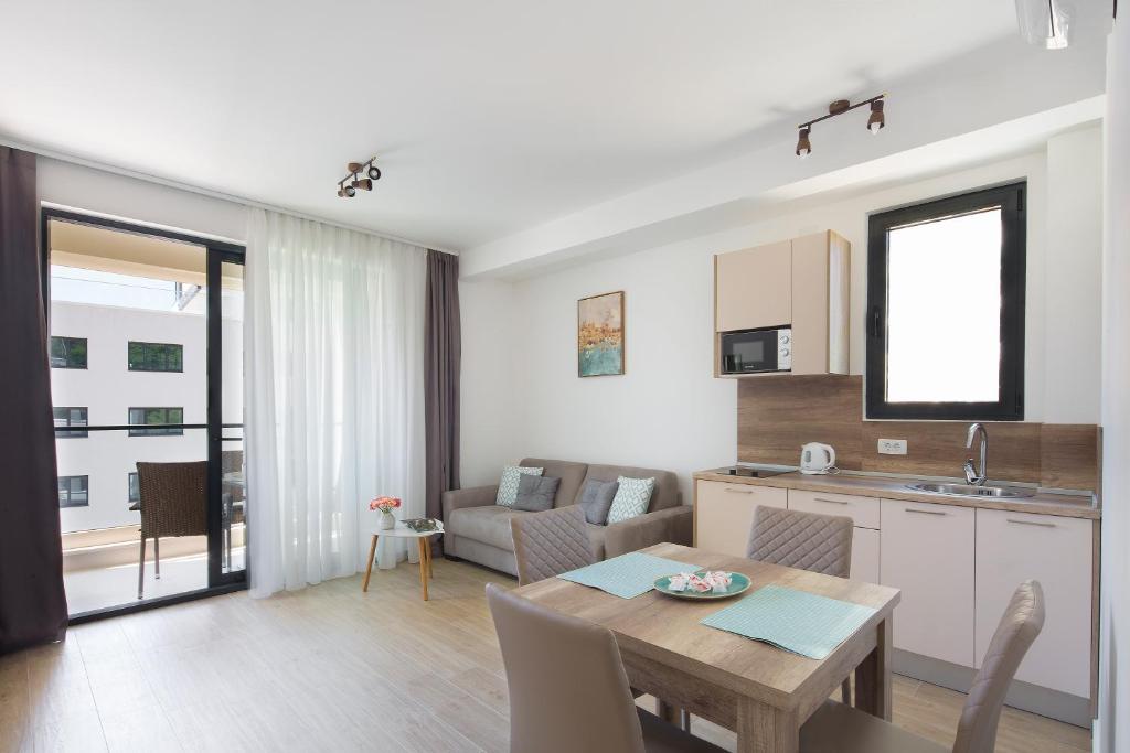 Posezení v ubytování Apartments Djuro Rafailovic