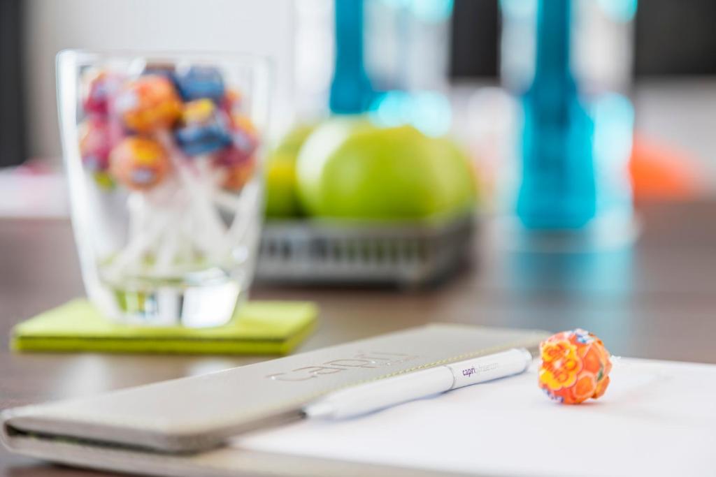 Capri by Fraser Leipzig - Resim 31