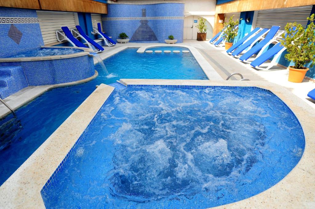 Piscina en o cerca de Apartamentos Empuriabrava Maurici Park