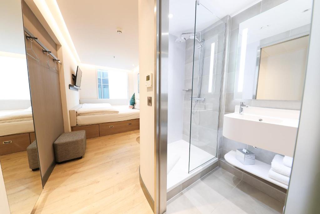 Marlin Hotel Stephens Green - Resim 3