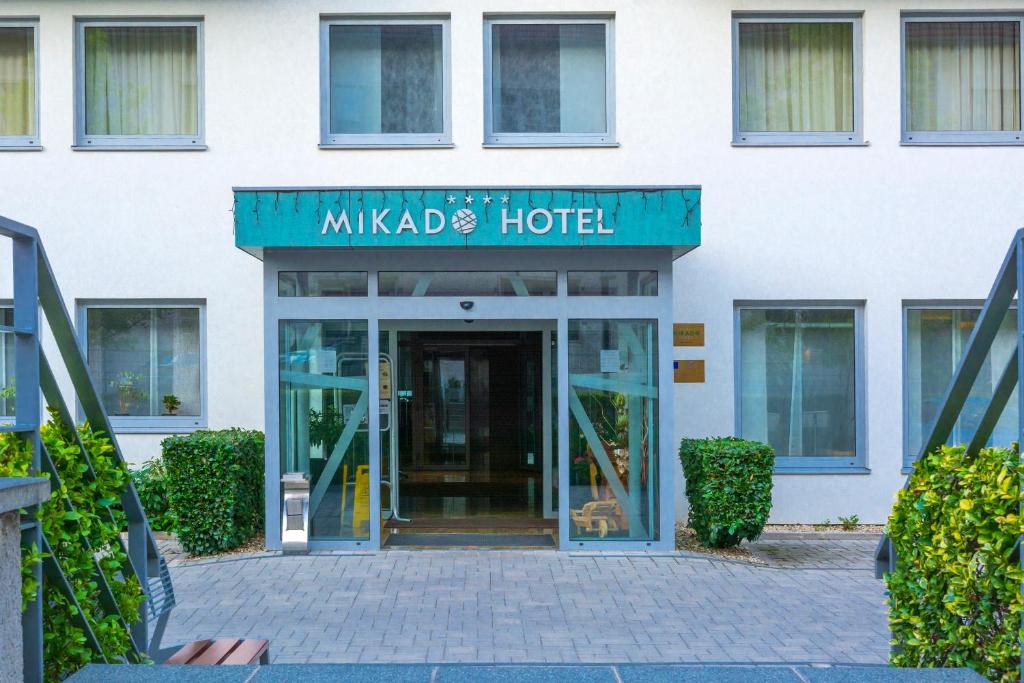 Exteriér nebo vchod ubytování Mikado Hotel