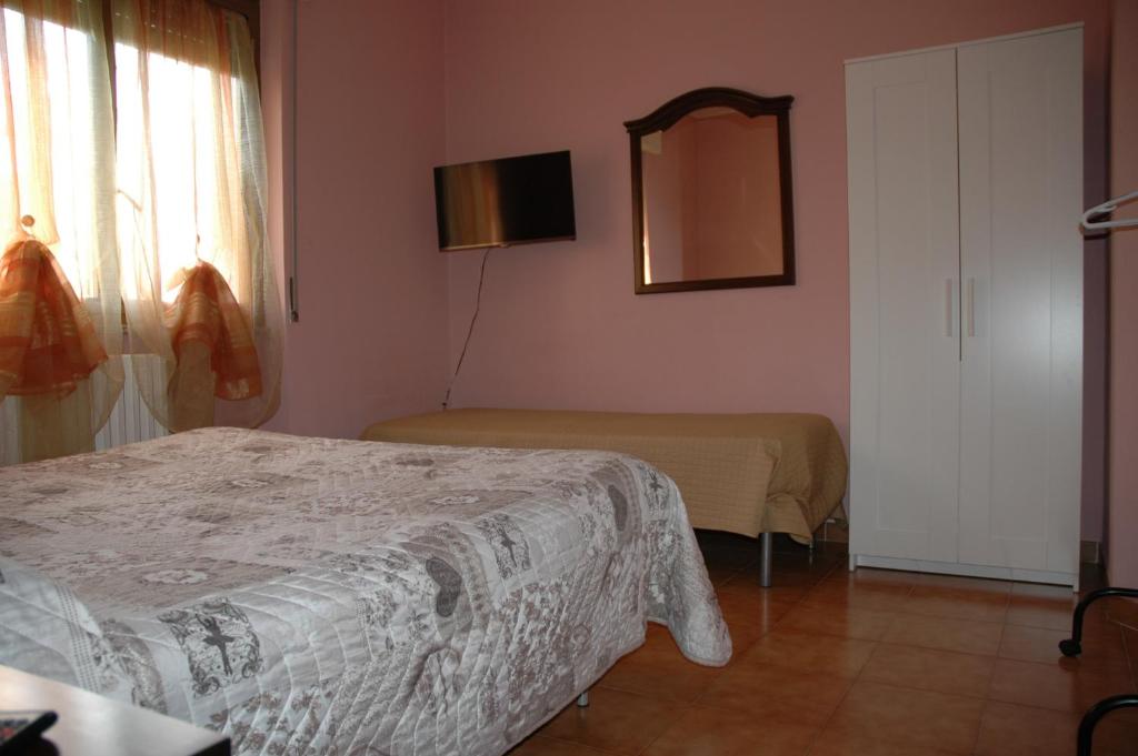 B&B Villa Carolina - Habitación Triple Con Baño Privado