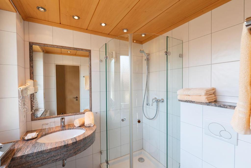 Landgasthof Paradies - Chambre Double Avec Balcon