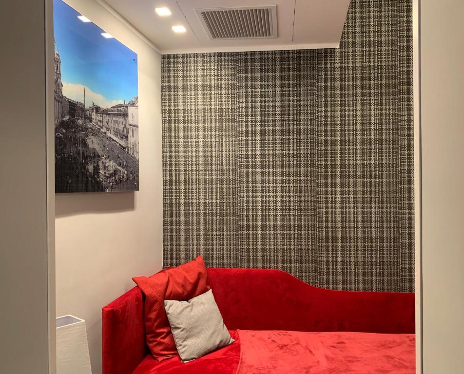 A seating area at MILLINA SUITES IN NAVONA