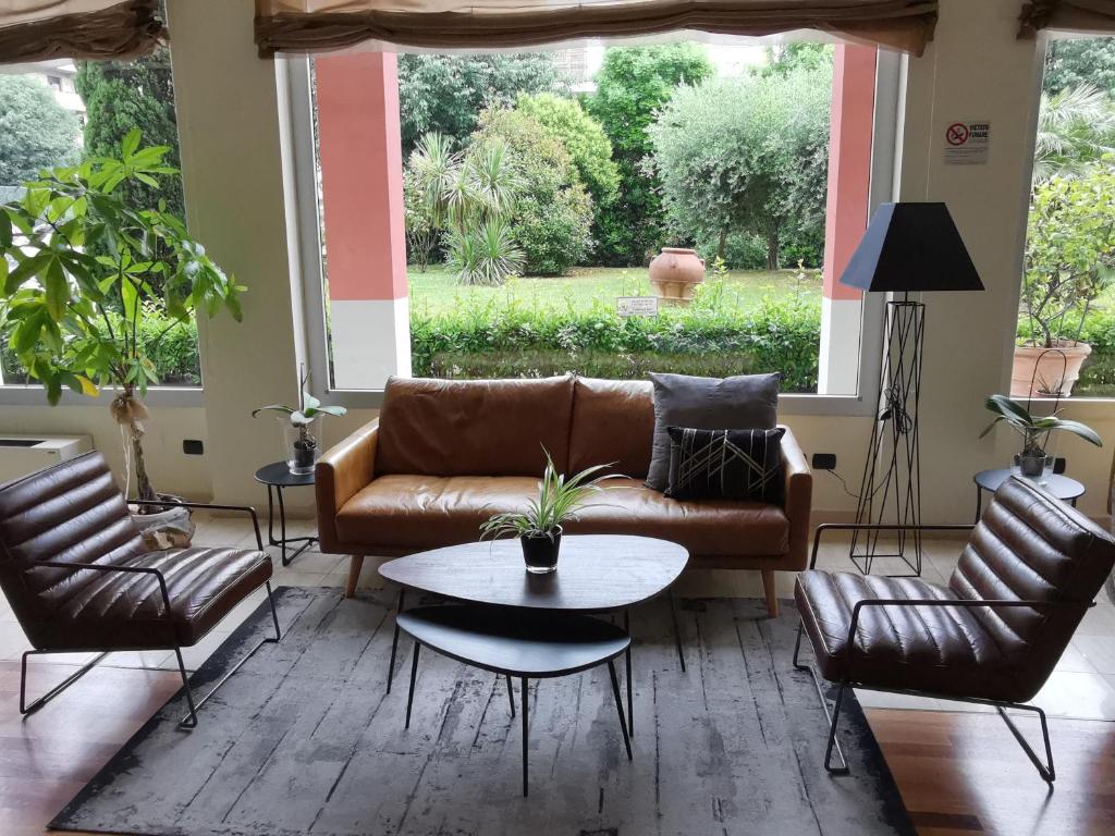 Posezení v ubytování Charme Hotel