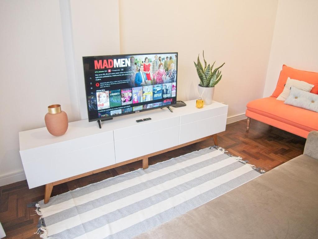 PORT apartamentos lindos e novos com garagem próximo ao Parque Barigui