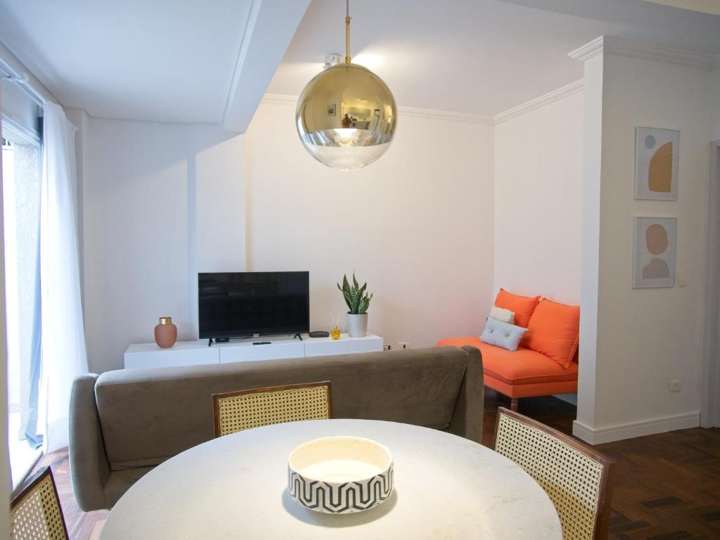  PORT apartamentos lindos e novos com garagem próximo ao Parque Barigui