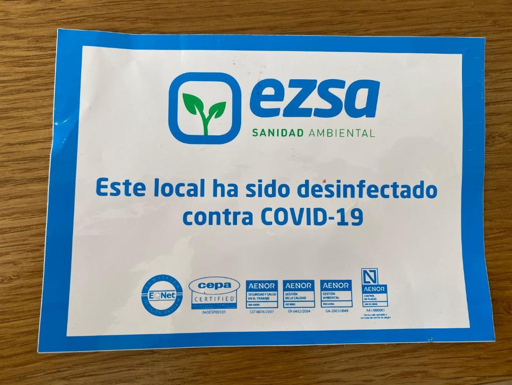 Certifikát, ocenenie alebo iný dokument vystavený v ubytovaní Ático Camino De Santiago 2