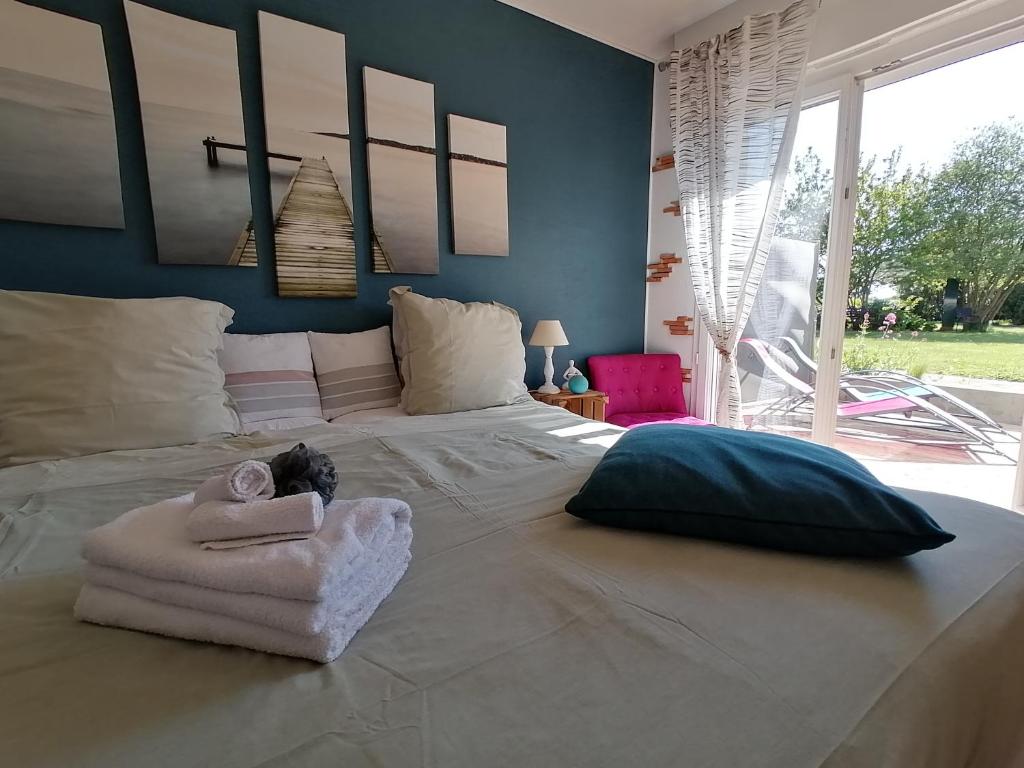 Clohars-CarnoëtにあるGîte 2 pers proche plage avec jardinのギャラリーの写真