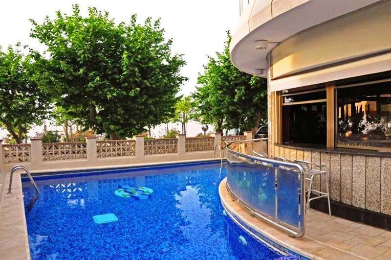 Bazén v ubytovaní Hotel Haromar alebo v jeho blízkosti
