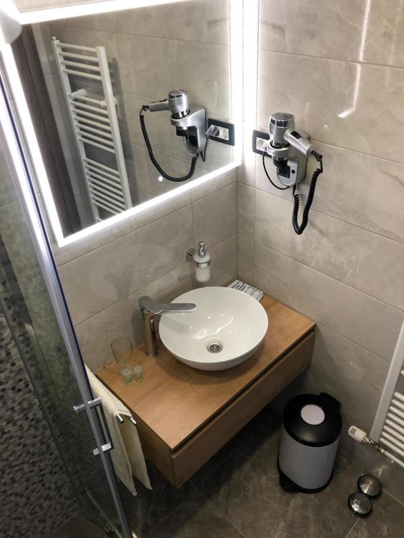 Koupelna v ubytování Luxury rooms Lira