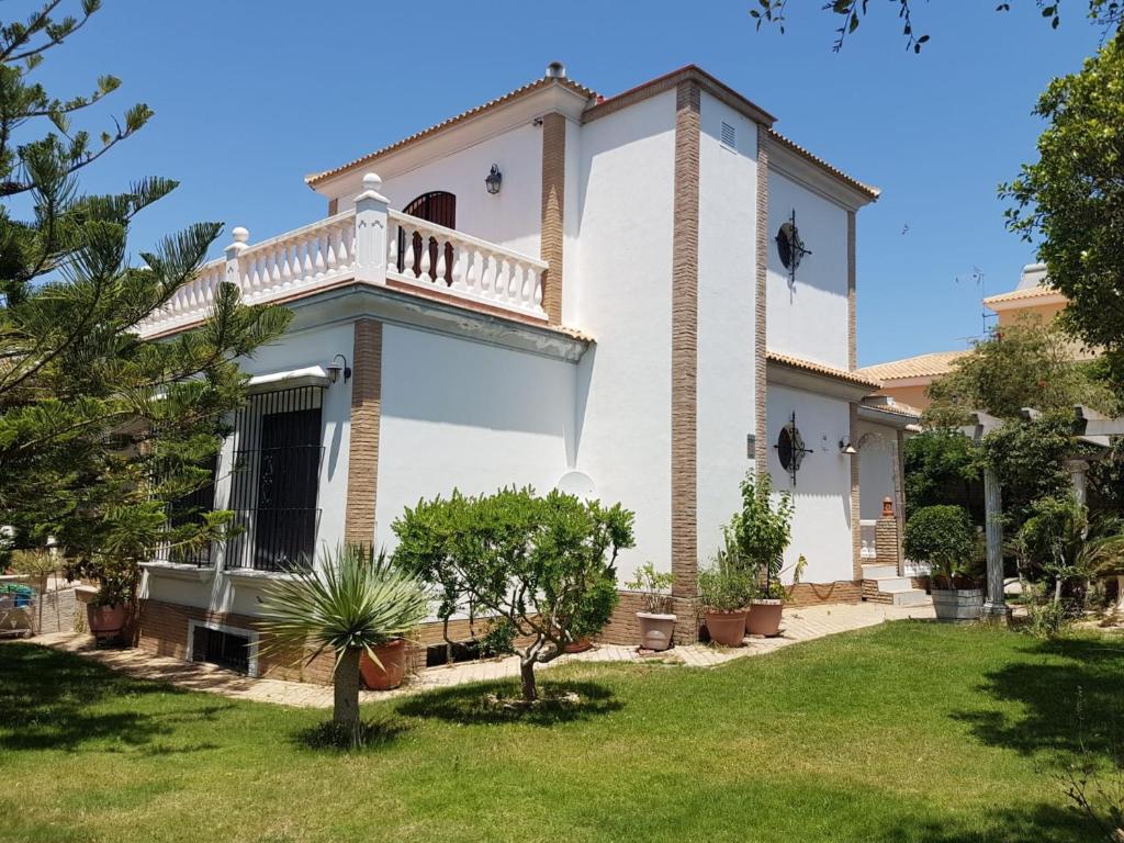 Casa con jardín en la playa, Mazagón – Updated 2023 Prices