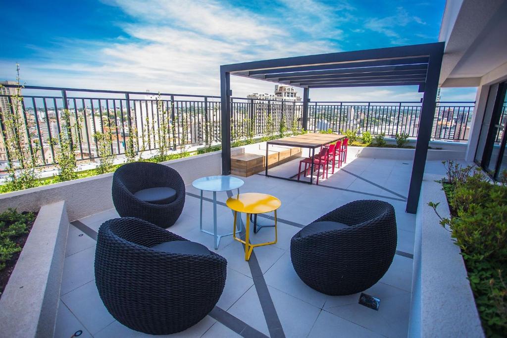  Studio Ensolarado em Andar Alto - ALL1509