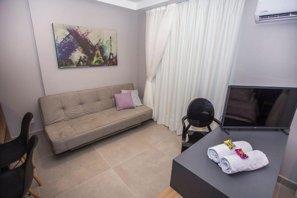  Studio Novo com Vista do Skyline de Curitiba - ALL1607