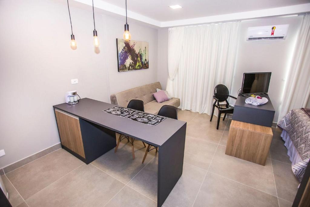  Studio Novo com Vista do Skyline de Curitiba - ALL1607