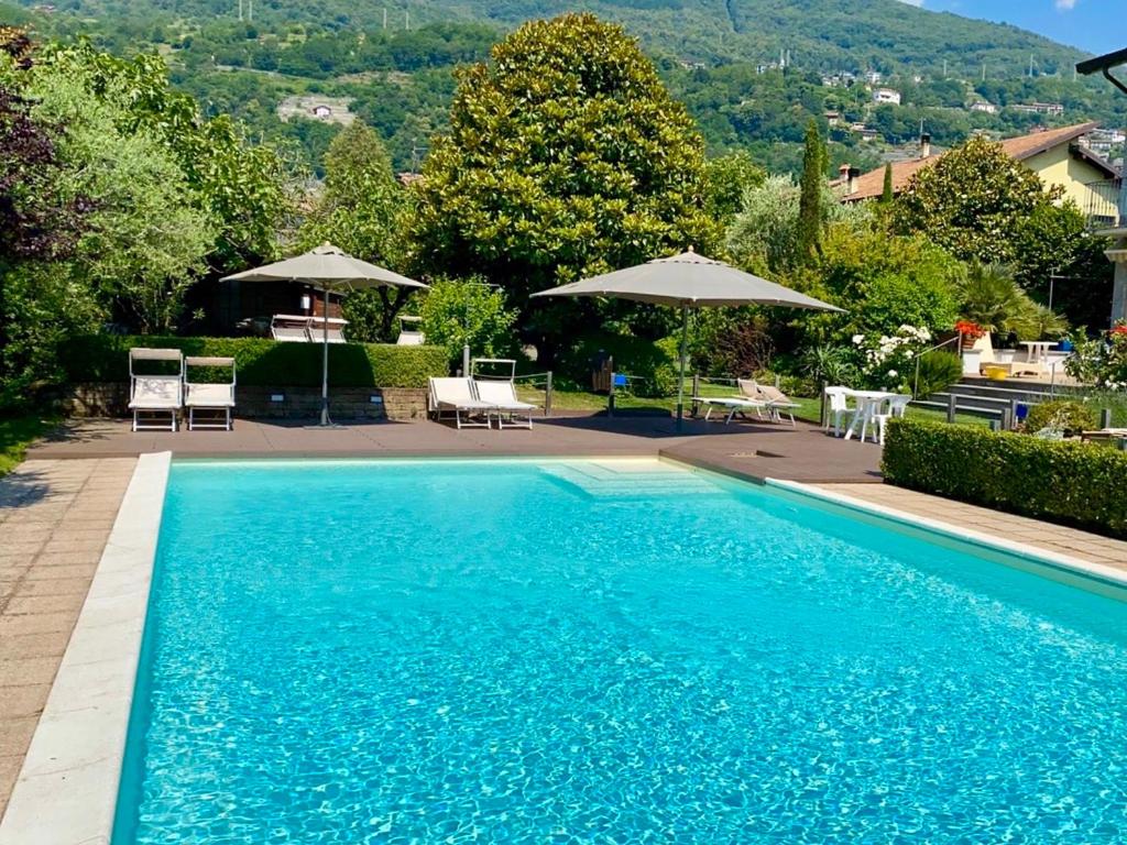 Bazén v ubytování IRIS 1 lago di Como nebo v jeho okolí