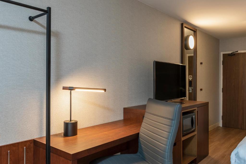 Comfort Inn Airport - Resim 33